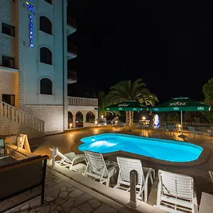 Katarina Aparthotel Trogir